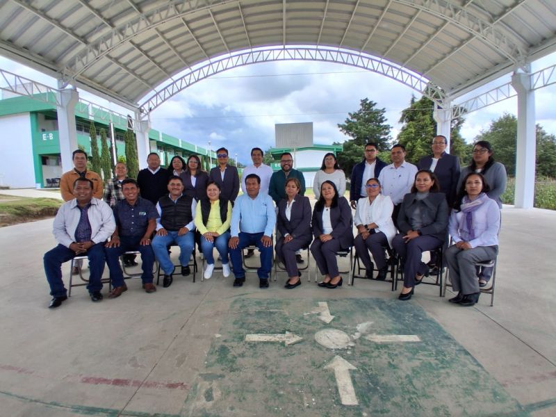 El H. Ayuntamiento de Xaloztoc fortalece la educación con la inauguración de la techumbre del Cecyte